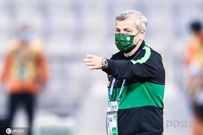 球速体育关于冲刺阶段菲尼克斯太阳备战亚冠，完成体检细节曝光，底气十足，临场指挥获称赞的信息