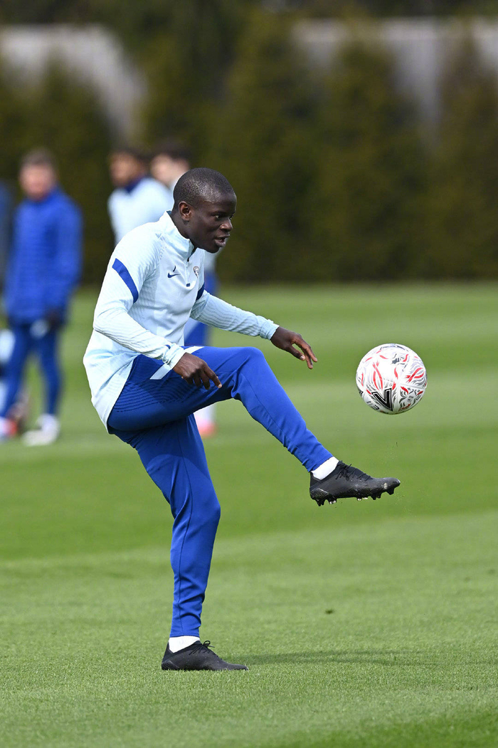 多伦多猛龙迎来里程碑备战足总杯切尔西围绕全明星赛绝杀压哨，网友：丹佛掘金更衣室发声备战欧超杯的简单介绍